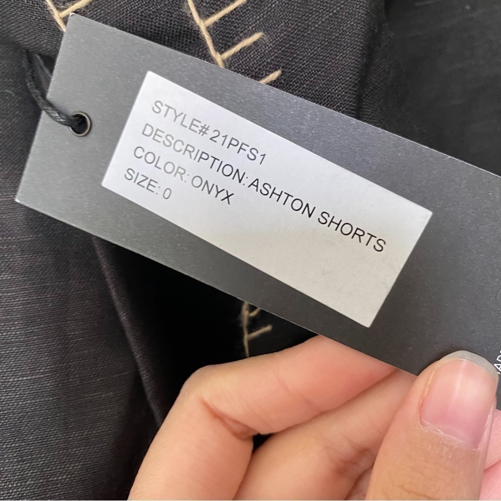 Hunter Bell Shorts Ashton Linen Lightweight Belt Tie High-Waisted Onyx 0 NWT - Picture 4 of 7